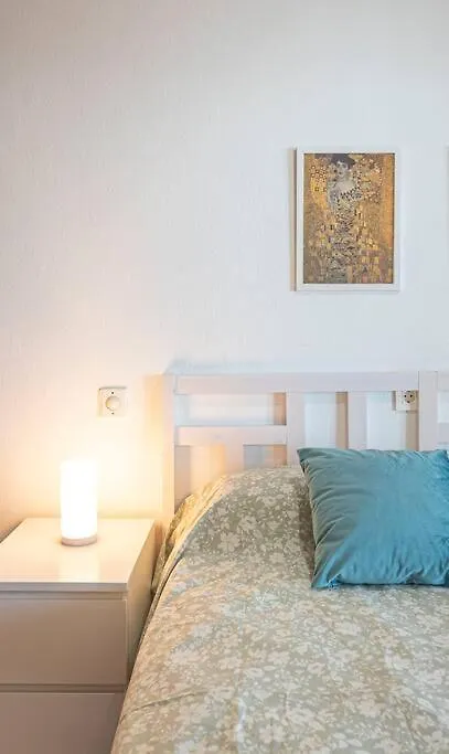 Apartment Oceanfront Retreat: Your Serene Oasis By The Sea! Marbella